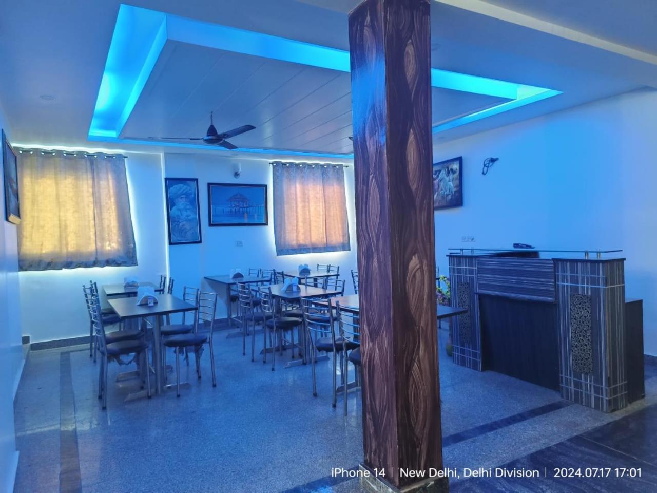 Jet Fox By Aero View Hotel, Delhi Airport New Delhi Exterior photo