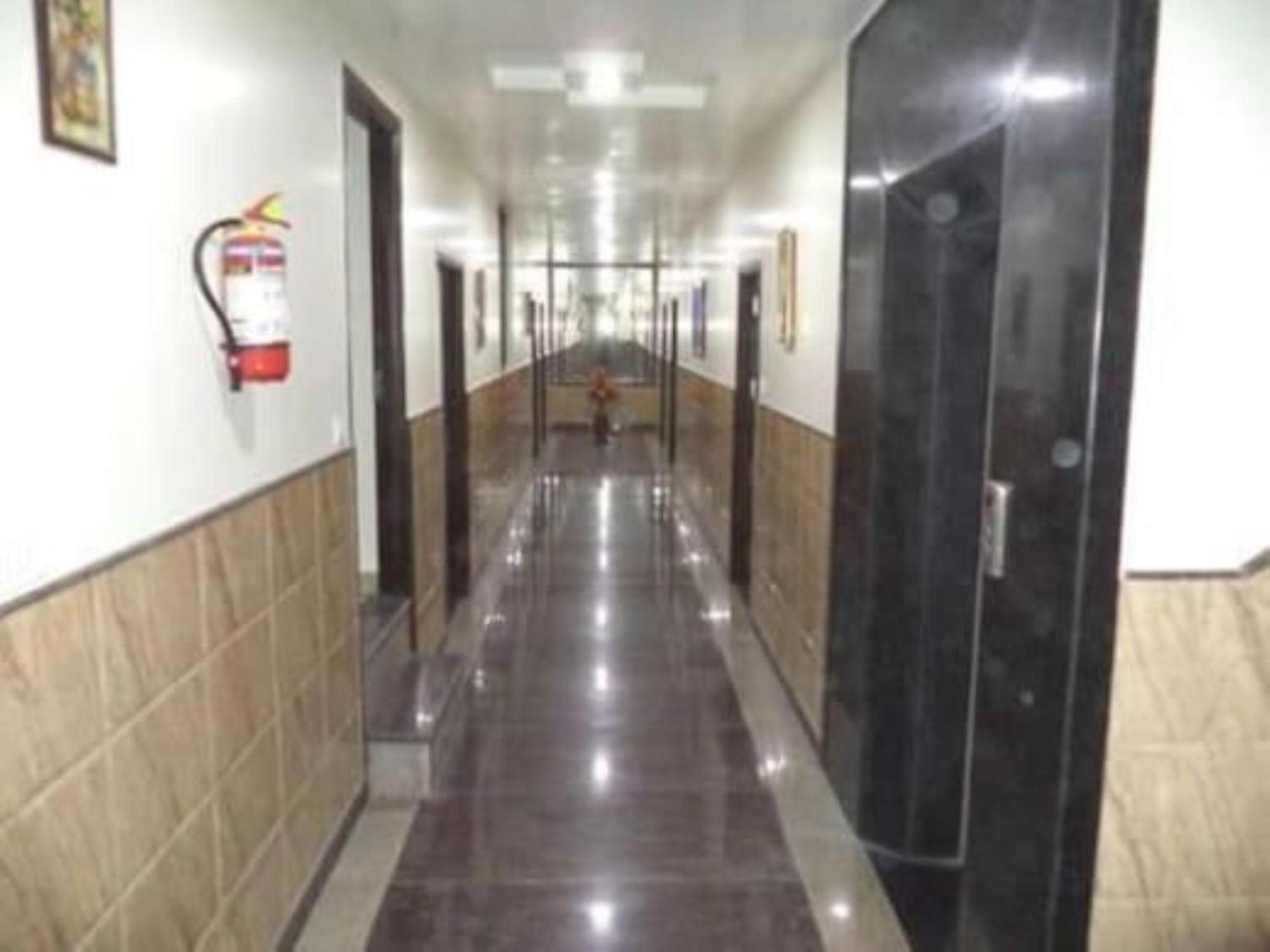 Jet Fox By Aero View Hotel, Delhi Airport New Delhi Exterior photo