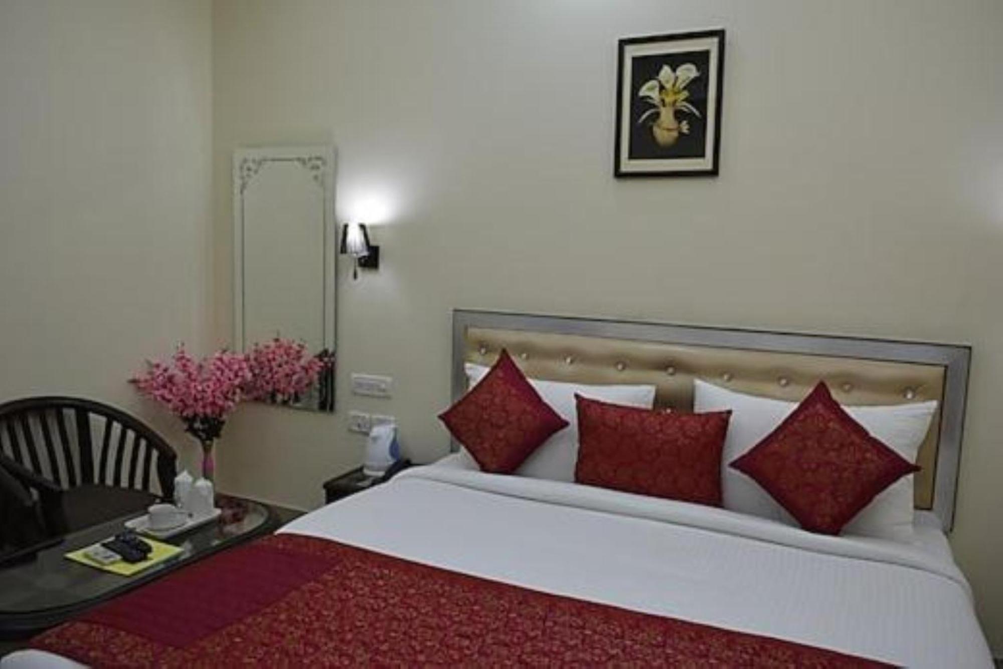 Jet Fox By Aero View Hotel, Delhi Airport New Delhi Exterior photo