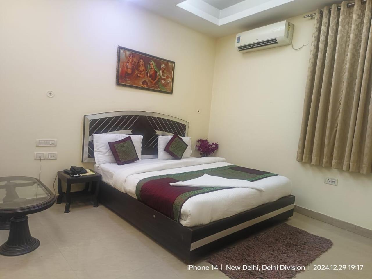 Jet Fox By Aero View Hotel, Delhi Airport New Delhi Exterior photo