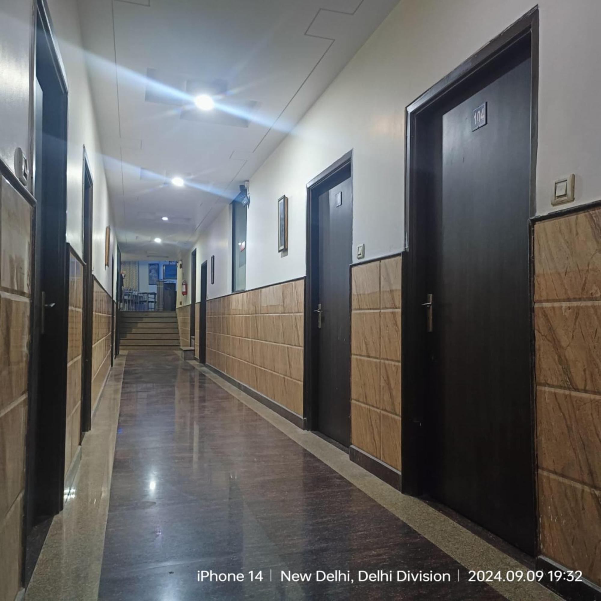 Jet Fox By Aero View Hotel, Delhi Airport New Delhi Exterior photo